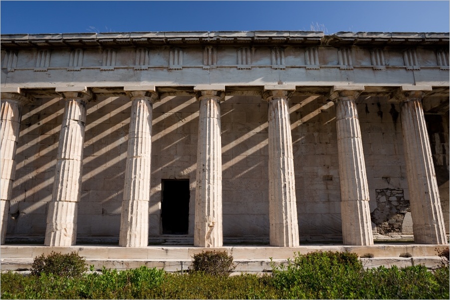 Th�seion