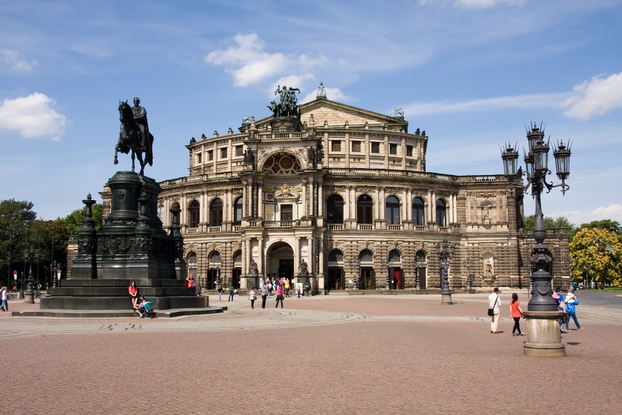 Semperova opera
