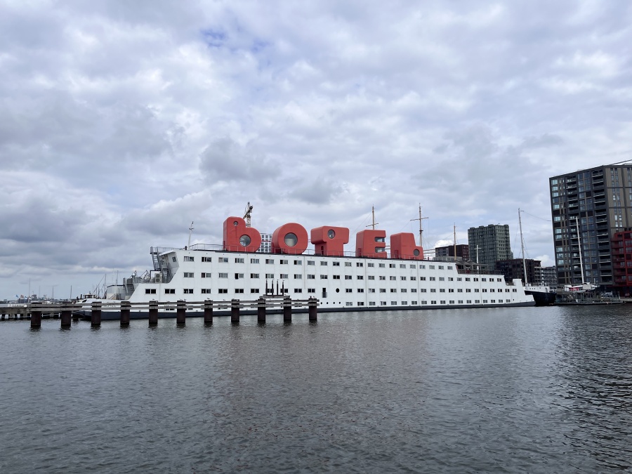 Botel