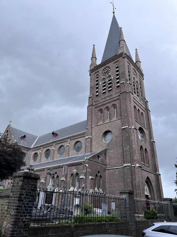 Kostel sv. Petra (horn�)