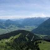 Alpy - výhled z Rossfeld Panoramastraße (uprostřed v dáli Dachstein)